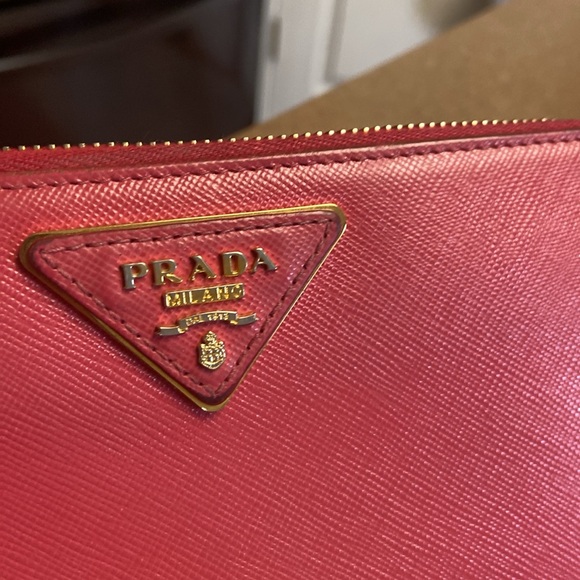 Prada Saffiano Zip Around Wallet - Picture 2 of 16